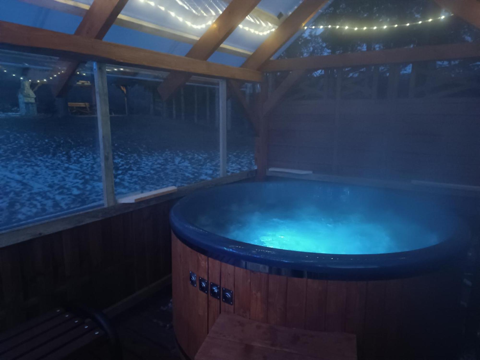 Caloroczne Domki Zacisze Hnatowego Berda W Wetlinie ベトリナ エクステリア 写真